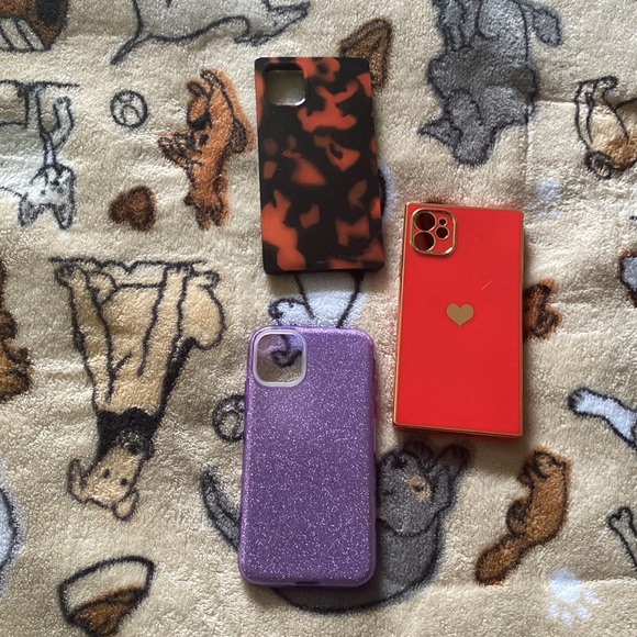 Lot of 12 iPhone 11 Cases - Picture 4 of 9